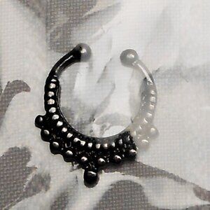 No14 - Fake 10mm Septum Ring - new, repackaged, gunmetal color